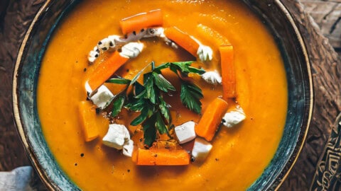 Sopa de calabaza y zanahoria con especias